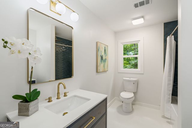 8140 Habersham Waters Road, Sandy Springs, GA 30350