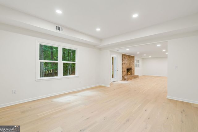 8140 Habersham Waters Road, Sandy Springs, GA 30350