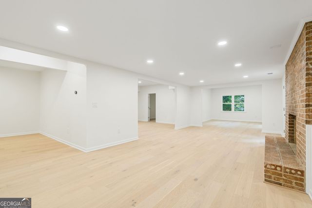 8140 Habersham Waters Road, Sandy Springs, GA 30350