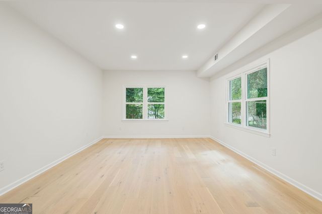 8140 Habersham Waters Road, Sandy Springs, GA 30350