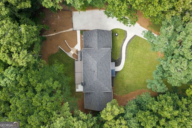 8140 Habersham Waters Road, Sandy Springs, GA 30350