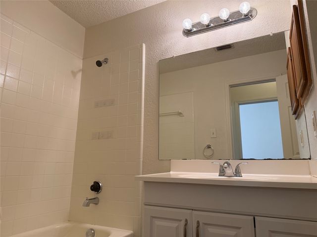 917 Dawson Street, Cedar Hill, TX 75104