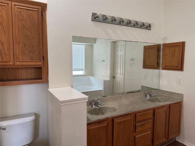 917 Dawson Street, Cedar Hill, TX 75104
