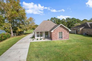 37506 Parkbrook Dr, Prairieville, LA 70769