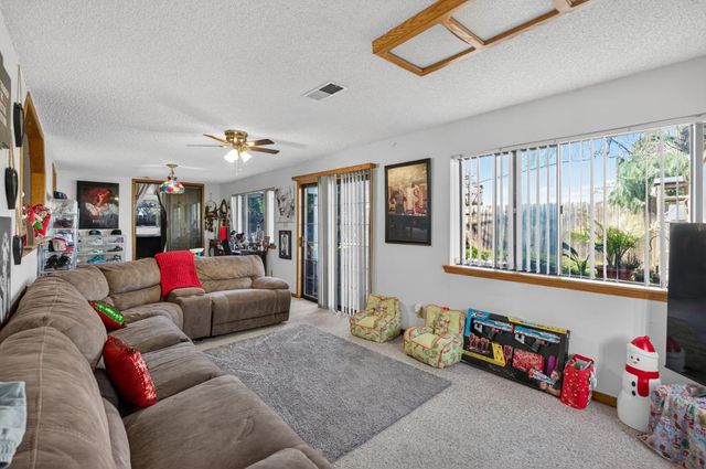 10649 Campana Way, Rancho Cordova, CA 95670