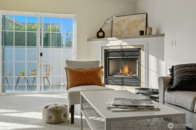 716 SE Songbird Lane, College Place, WA 99324