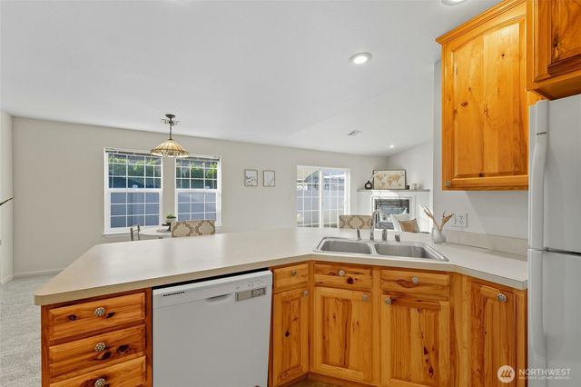 716 SE Songbird Lane, College Place, WA 99324