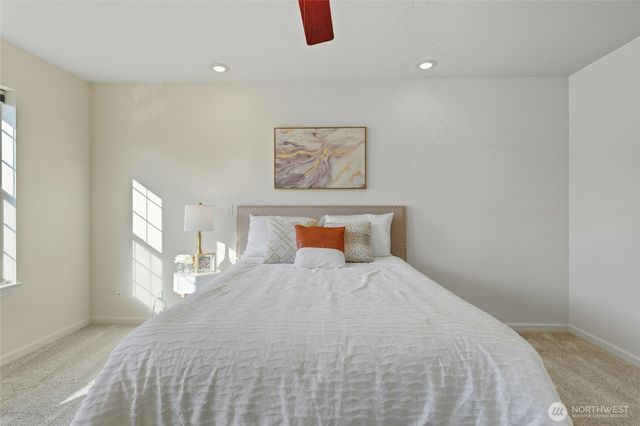 716 SE Songbird Lane, College Place, WA 99324