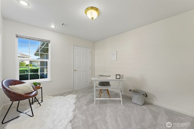 716 SE Songbird Lane, College Place, WA 99324