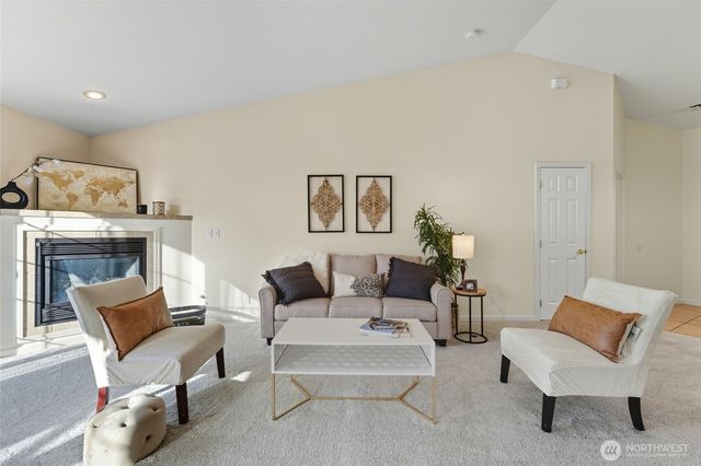 716 SE Songbird Lane, College Place, WA 99324