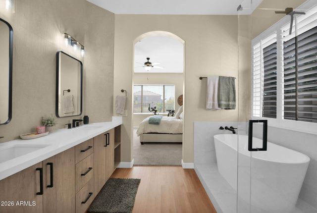 10443 E SHEENA Drive, Scottsdale, AZ 85255