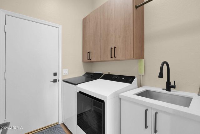 10443 E SHEENA Drive, Scottsdale, AZ 85255