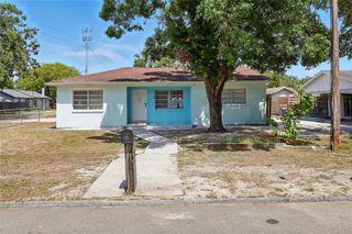 8525 N OLA AVENUE, Tampa, FL 33604