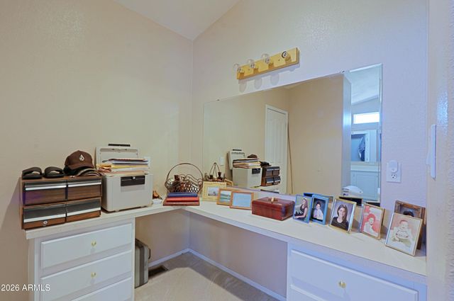 42721 N 14 Street, New River, AZ 85087
