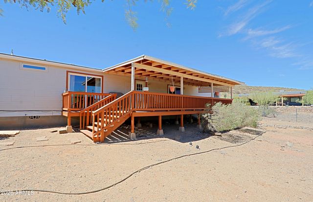 42721 N 14 Street, New River, AZ 85087