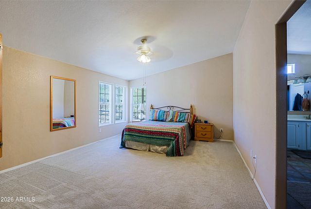 42721 N 14 Street, New River, AZ 85087