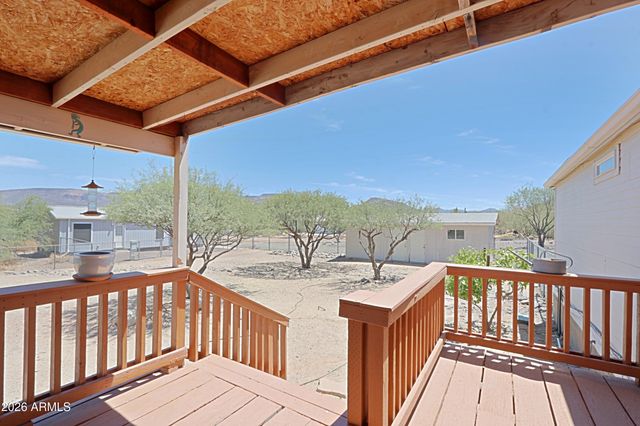 42721 N 14 Street, New River, AZ 85087