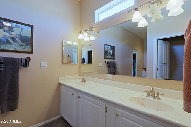 42721 N 14 Street, New River, AZ 85087