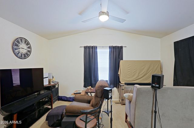 42721 N 14 Street, New River, AZ 85087