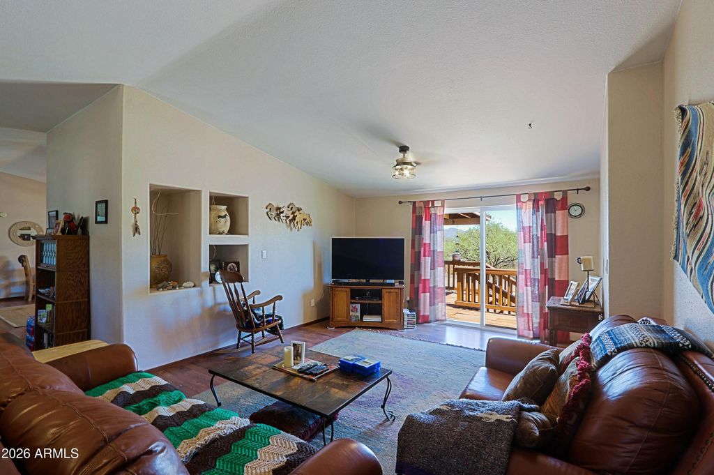 42721 N 14 Street, New River, AZ 85087 — photo 4