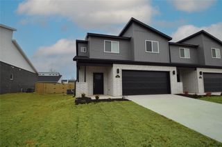 723 Sun Meadows Loop, Centerton, AR 72719