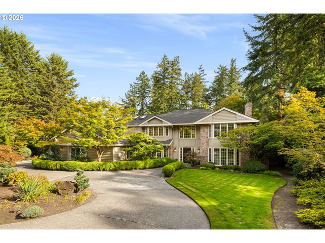 1618 S CORBETT HILL Cir, Portland, OR 97219
