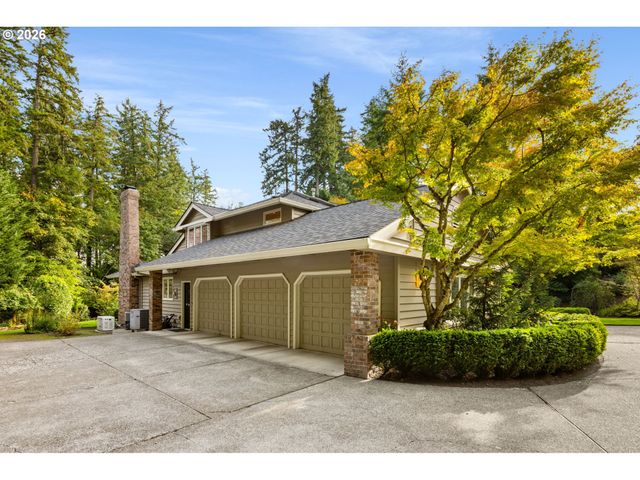 1618 S CORBETT HILL Cir, Portland, OR 97219