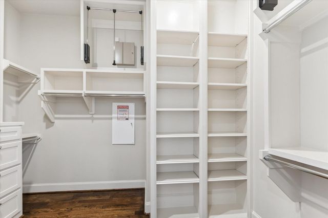 3002 Mid Lane, Houston, TX 77027