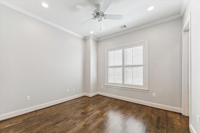 3002 Mid Lane, Houston, TX 77027