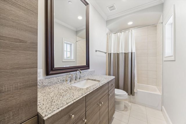 3002 Mid Lane, Houston, TX 77027