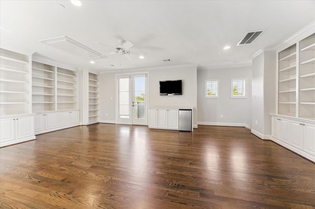 3002 Mid Lane, Houston, TX 77027