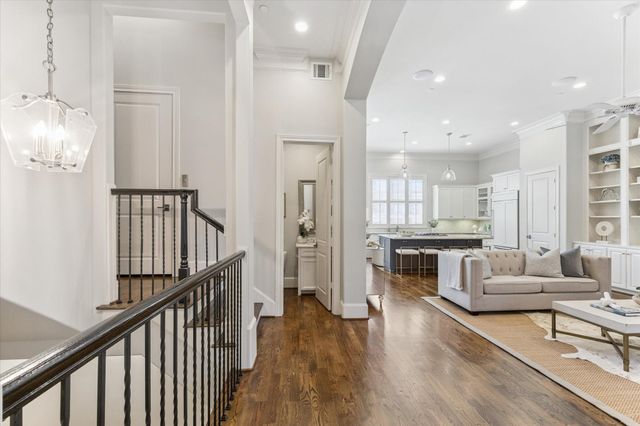 3002 Mid Lane, Houston, TX 77027