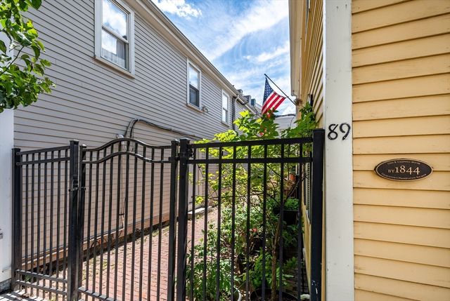 89 School St 2, Boston, MA 02129