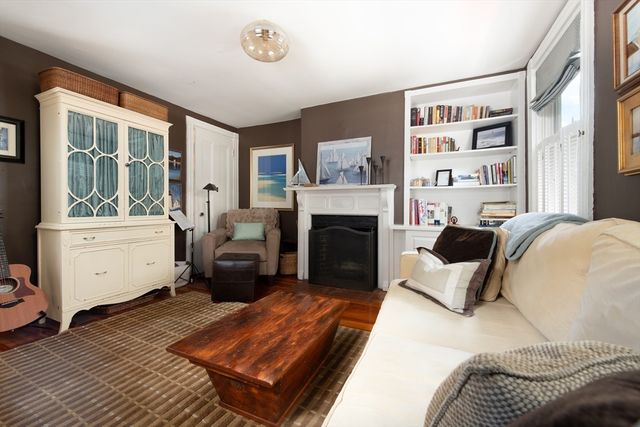 89 School St 2, Boston, MA 02129