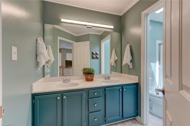 409 Overman Street, Greensboro, NC 27410