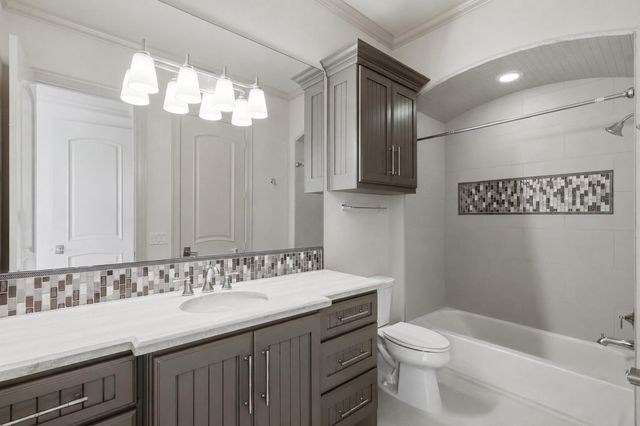 7 Haven Shore Lane, Sugar Land, TX 77479
