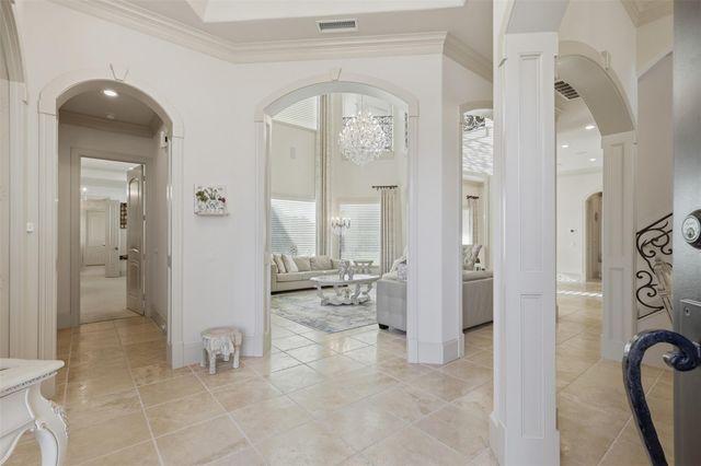 7 Haven Shore Lane, Sugar Land, TX 77479
