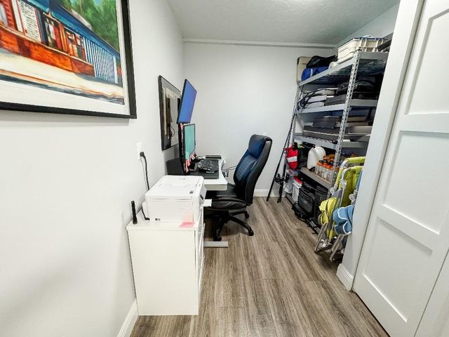 901 Seafarer Circle 101, Jupiter, FL 33477