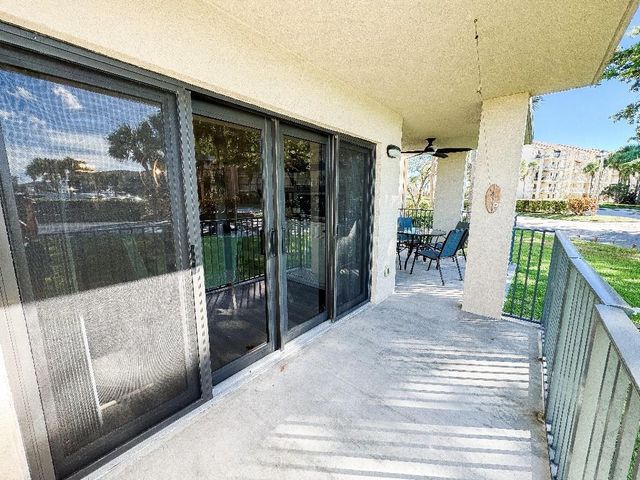 901 Seafarer Circle 101, Jupiter, FL 33477