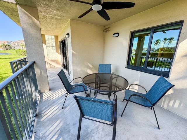901 Seafarer Circle 101, Jupiter, FL 33477