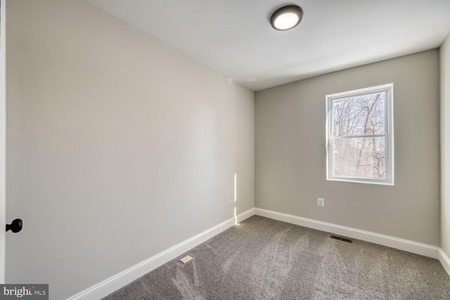 909 ALLENDALE ST, Baltimore, MD 21229