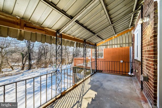 909 ALLENDALE ST, Baltimore, MD 21229