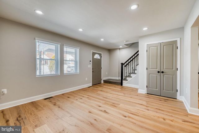 909 ALLENDALE ST, Baltimore, MD 21229