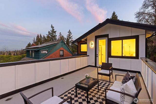 1511 NE 96th Street, Seattle, WA 98115