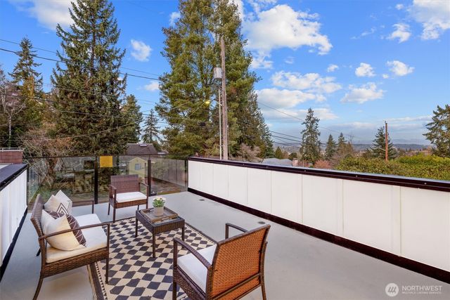 1511 NE 96th Street, Seattle, WA 98115