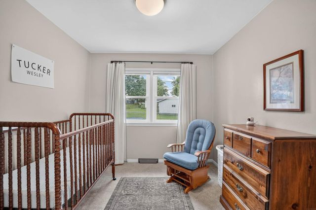 1453 Hammond Avenue, Waterloo, IA 50702
