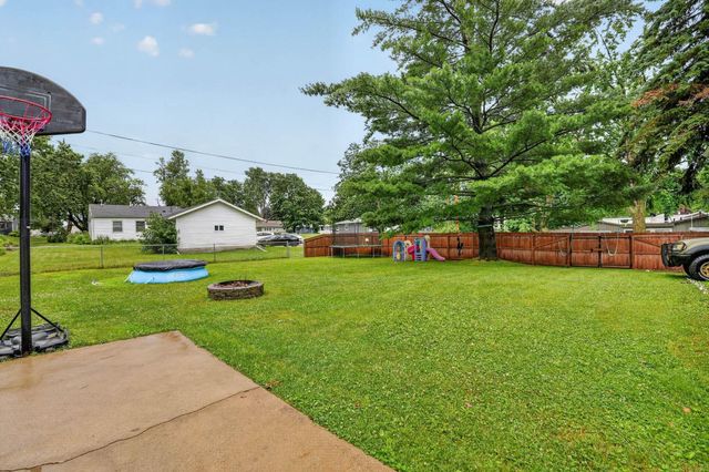 1453 Hammond Avenue, Waterloo, IA 50702