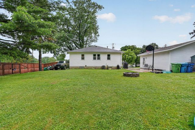 1453 Hammond Avenue, Waterloo, IA 50702