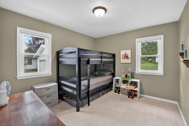 1453 Hammond Avenue, Waterloo, IA 50702