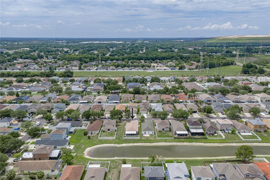 Image 3 of property listing at 8160 CANTERBURY LAKE BOULEVARD, Tampa, FL 33619